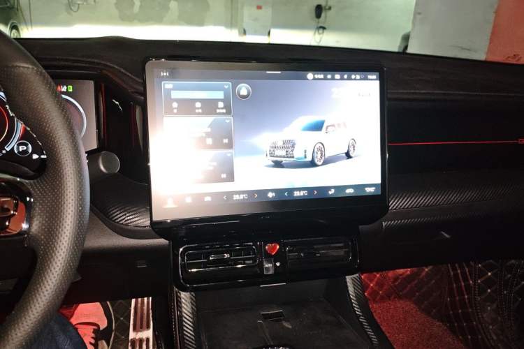 Used GAC Trumpchi GS8 2022 Dual-Engine Series 2.0TM Two-Wheel Drive Prestige Edition (7 Seats) Audio And AC Panel