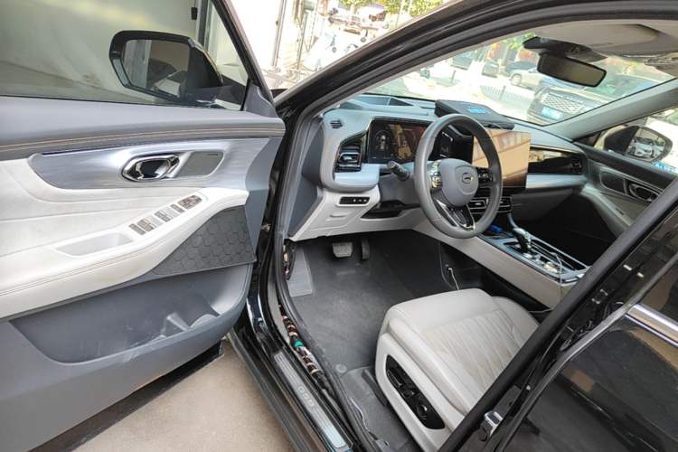 Used GAC Trumpchi GS8 2022 Double-Energy Series 2.0TM Four-Wheel Drive Premium Edition (7 Seats) Driver Seat