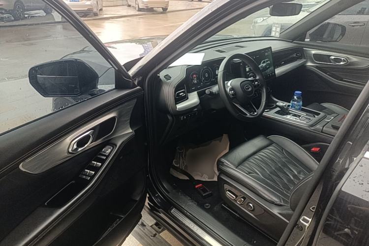 Used GAC Trumpchi GS8 2022 Linghang Series 2.0 TGDI Two-Wheel-Drive Luxury Smart Connectivity Version (7 Seats) Driver Seat