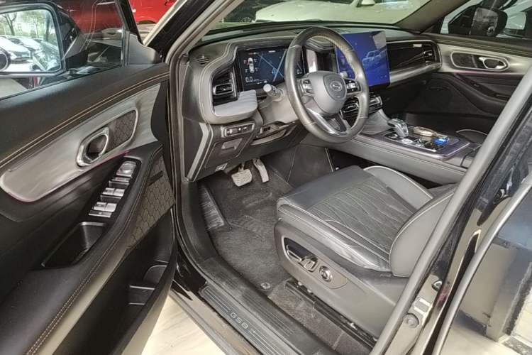Used GAC Trumpchi GS8 2022 Linghang Series 2.0 TGDI Two-Wheel-Drive Luxury Smart Connectivity Version (7 Seats) Driver Seat