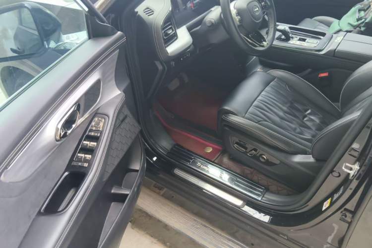 Used GAC Trumpchi GS8 2022 Dual-Engine Series 2.0TM Two-Wheel Drive Prestige Edition (7 Seats) Driver Seat
