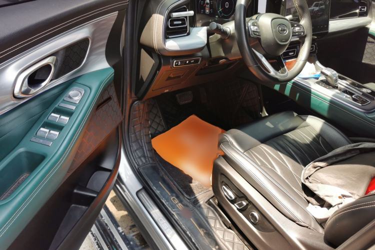Used GAC Trumpchi GS8 2022 Linghang Series 2.0 TGDI Two-Wheel-Drive Luxury Smart Connectivity Version (7 Seats) Driver Seat