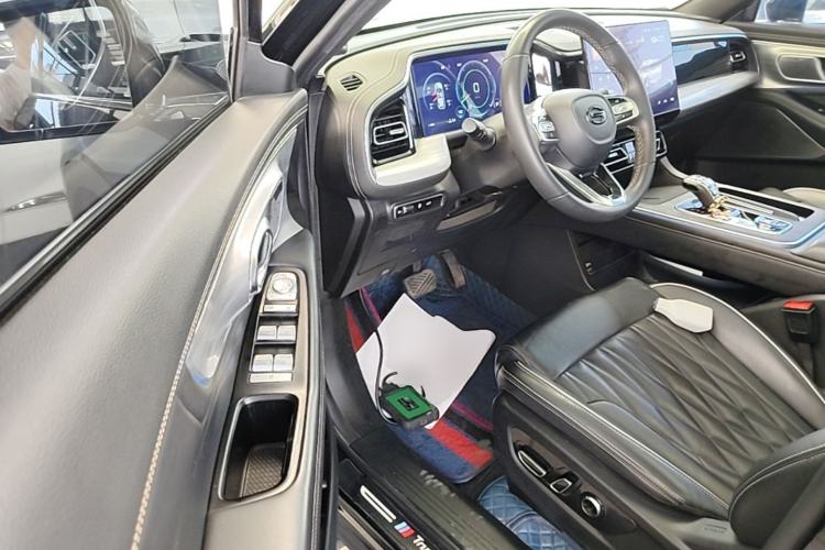 Used GAC Trumpchi GS8 2022 Flagship Series 2.0 TGDI Four-Wheel Drive Luxury Smart Connectivity Version (7 Seats) Driver Seat