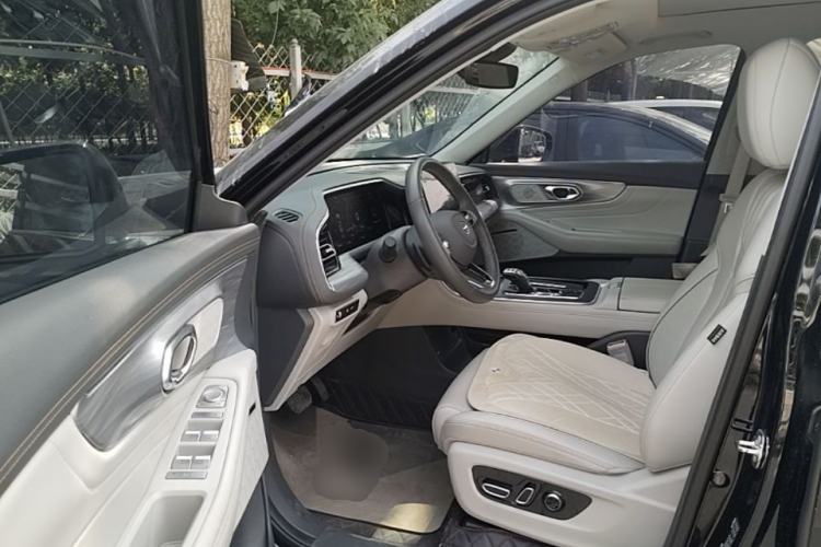 Used GAC Trumpchi GS8 2022 Linghang Series 2.0 TGDI Two-Wheel-Drive Luxury Smart Connectivity Version (7 Seats) Driver Seat