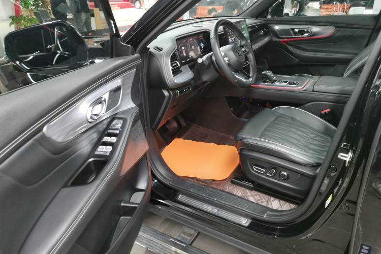 Used GAC Trumpchi GS8 2022 Flagship Series 2.0 TGDI Two-Wheel-Drive Prestige Edition (7 Seats) Driver Seat