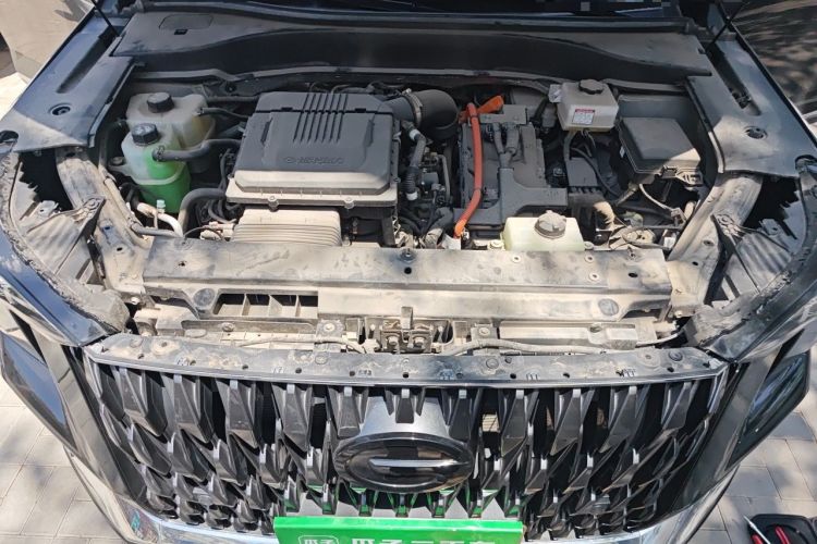 Used GAC Trumpchi GS8 2022 Dual-Engine Series 2.0TM Two-Wheel Drive Prestige Edition (7 Seats) Engine Bay