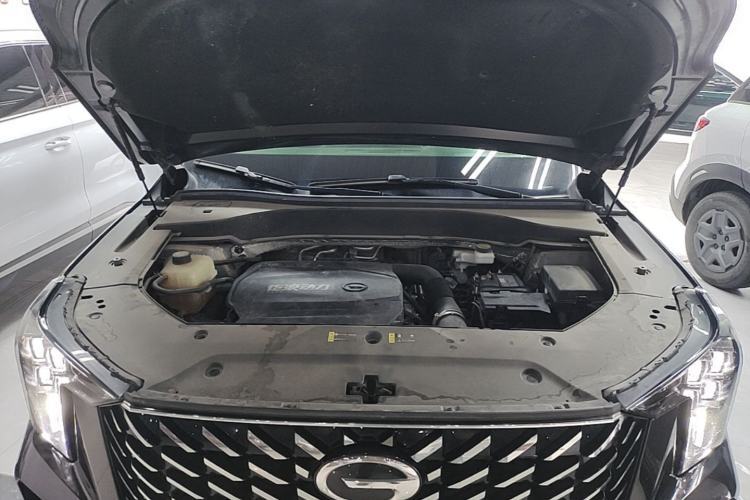 Used GAC Trumpchi GS8 2022 Linghang Series 2.0 TGDI Two-Wheel-Drive Luxury Smart Connectivity Version (7 Seats) Engine Bay