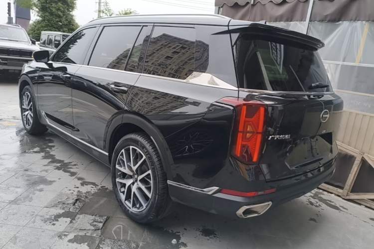 Used GAC Trumpchi GS8 2022 Linghang Series 2.0 TGDI Two-Wheel-Drive Luxury Smart Connectivity Version (7 Seats) Exterior 2