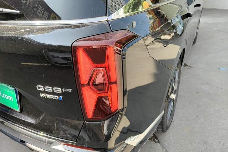 Used GAC Trumpchi GS8 2022 Double-Energy Series 2.0TM Four-Wheel Drive Premium Edition (7 Seats) Exterior 3