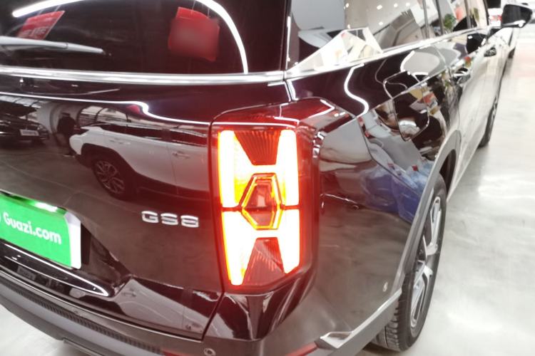 Used GAC Trumpchi GS8 2022 Flagship Series 2.0 TGDI Two-Wheel-Drive Prestige Edition (7 Seats) Exterior 3