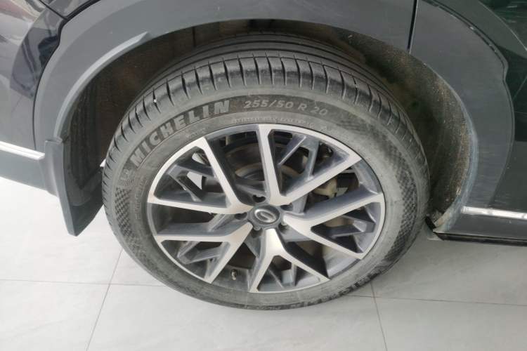 Used GAC Trumpchi GS8 2022 Linghang Series 2.0 TGDI Two-Wheel-Drive Luxury Smart Connectivity Version (7 Seats) Exterior 5