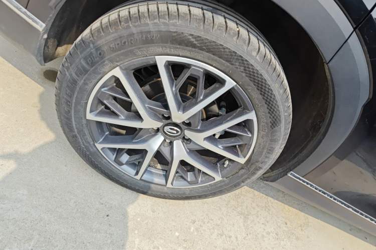 Used GAC Trumpchi GS8 2022 LINGHANG Series 2.0 TGDI Two-Wheel-Drive Luxury Edition (7 Seats) Exterior 5