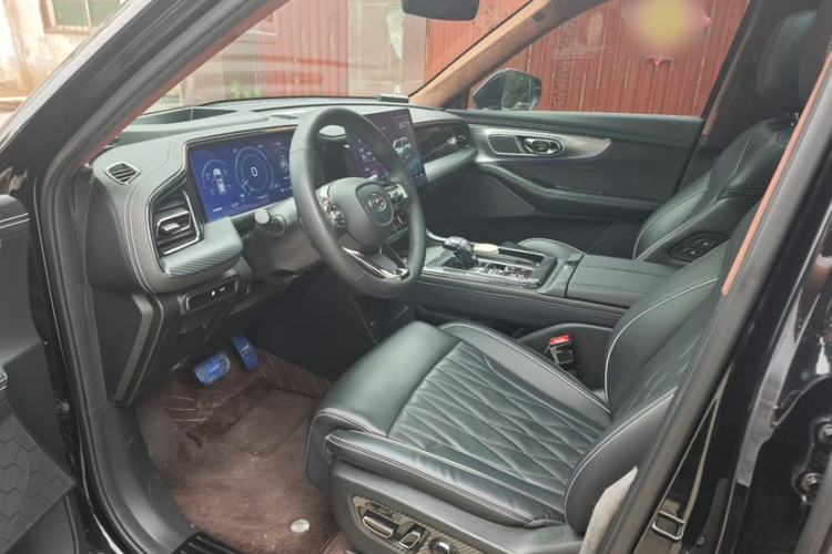 Used GAC Trumpchi GS8 2022 Flagship Series 2.0 TGDI Four-Wheel Drive Supreme Edition (7 Seats) Exterior 5
