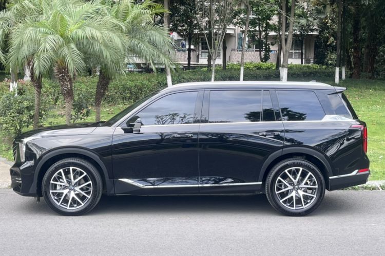 Used GAC Trumpchi GS8 2022 Linghang Series 2.0 TGDI Two-Wheel-Drive Luxury Smart Connectivity Version (7 Seats) Exterior 6