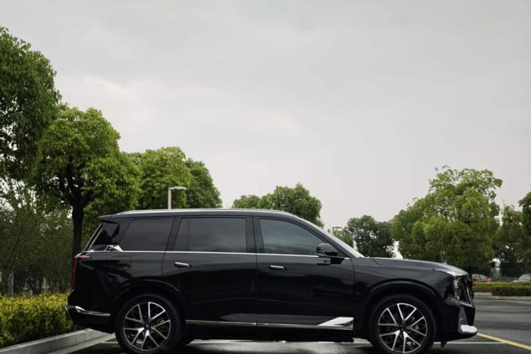 Used GAC Trumpchi GS8 2022 Dual-Engine Series 2.0TM Two-Wheel Drive Prestige Edition (7 Seats) Exterior 7