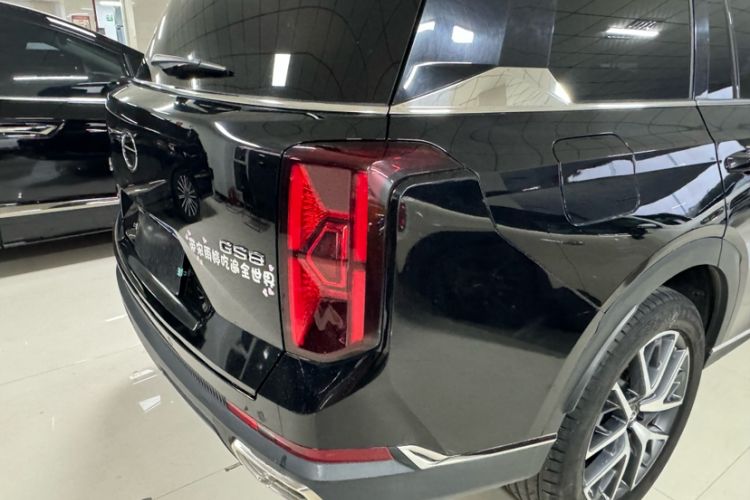 Used GAC Trumpchi GS8 2022 Linghang Series 2.0 TGDI Two-Wheel-Drive Luxury Smart Connectivity Version (7 Seats) Exterior 9