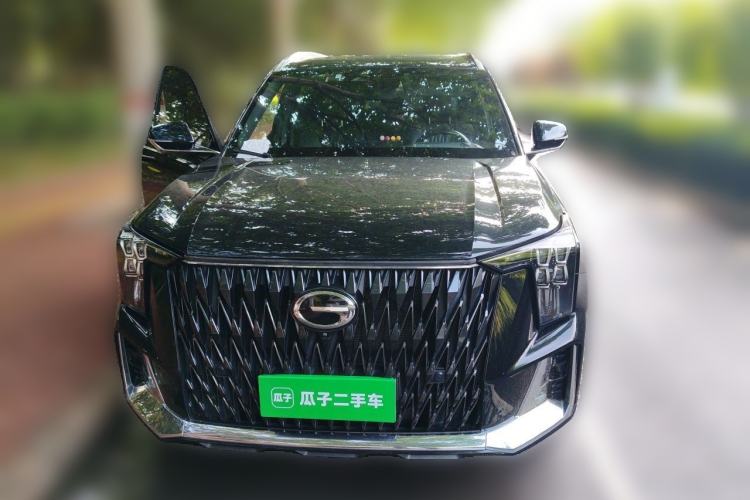 Used GAC Trumpchi GS8 2022 Dual-Engine Series 2.0TM Two-Wheel Drive Prestige Edition (7 Seats) Front