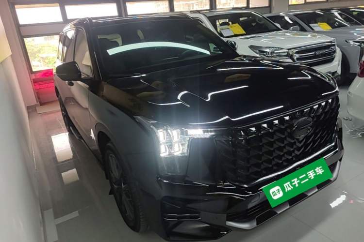 Used GAC Trumpchi GS8 2022 Linghang Series 2.0 TGDI Two-Wheel-Drive Luxury Smart Connectivity Version (7 Seats) Front Right 45 Deg