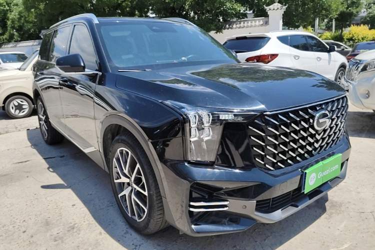 Used GAC Trumpchi GS8 2022 Linghang Series 2.0 TGDI Two-Wheel-Drive Luxury Smart Connectivity Version (7 Seats) Front Right 45 Deg