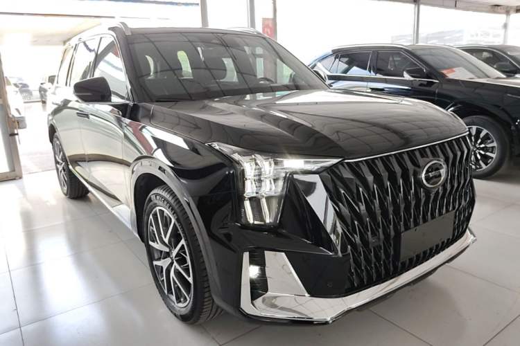 Used GAC Trumpchi GS8 2022 Flagship Series 2.0 TGDI Four-Wheel Drive Supreme Edition (7 Seats) Front Right 45 Deg