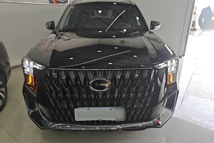 Used GAC Trumpchi GS8 2022 Dual-Engine Series 2.0TM Two-Wheel Drive Prestige Edition (7 Seats) Front