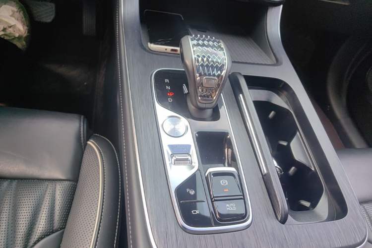 Used GAC Trumpchi GS8 2022 Flagship Series 2.0 TGDI Two-Wheel-Drive Prestige Edition (7 Seats) Gear Lever