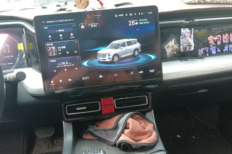 Used GAC Trumpchi GS8 2022 Linghang Series 2.0 TGDI Two-Wheel-Drive Luxury Smart Connectivity Version (7 Seats) Gear Lever