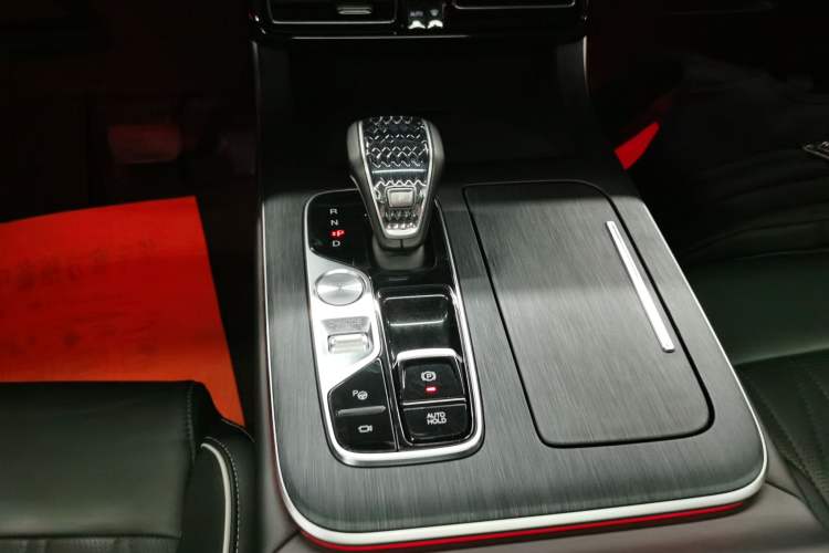 Used GAC Trumpchi GS8 2022 Flagship Series 2.0 TGDI Two-Wheel-Drive Prestige Edition (7 Seats) Gear Lever