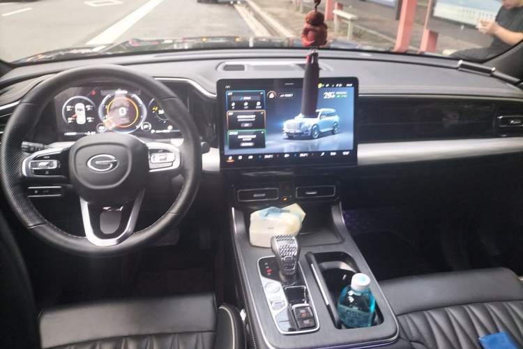 Used GAC Trumpchi GS8 2022 LINGHANG Series 2.0 TGDI Two-Wheel-Drive Luxury Edition (7 Seats) Headliner