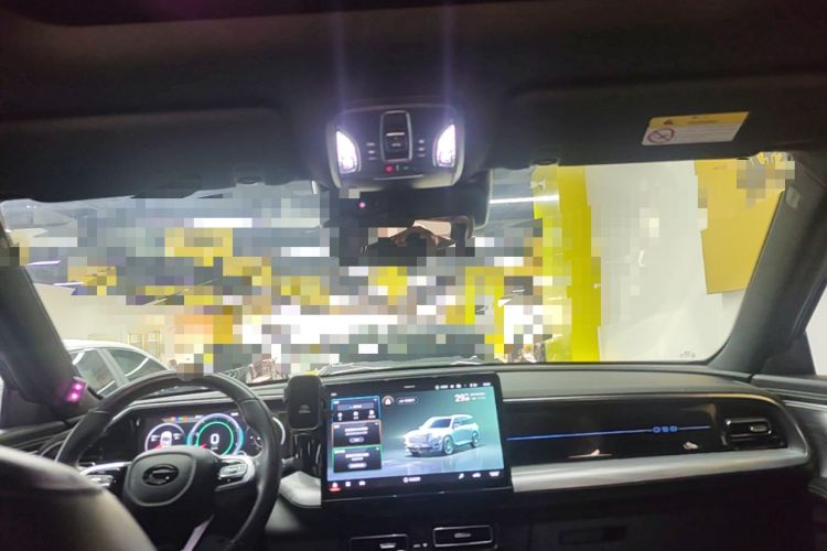 Used GAC Trumpchi GS8 2022 Linghang Series 2.0 TGDI Two-Wheel-Drive Luxury Smart Connectivity Version (7 Seats) Headliner