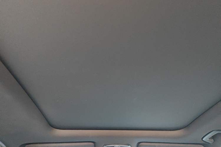 Used GAC Trumpchi GS8 2022 Dual-Engine Series 2.0TM Two-Wheel Drive Prestige Edition (7 Seats) Headliner