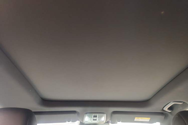 Used GAC Trumpchi GS8 2022 Dual-Engine Series 2.0TM Two-Wheel Drive Prestige Edition (7 Seats) Headliner