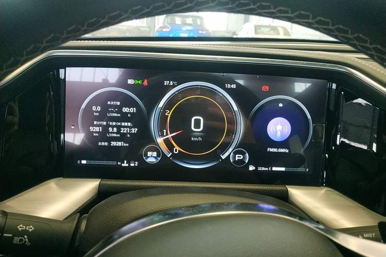 Used GAC Trumpchi GS8 2022 Linghang Series 2.0 TGDI Two-Wheel-Drive Luxury Smart Connectivity Version (7 Seats) Instrument Cluster