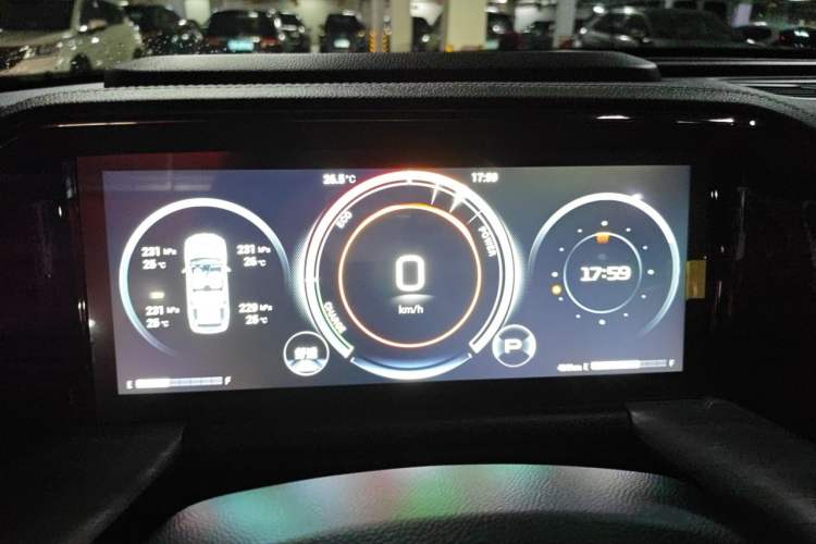 Used GAC Trumpchi GS8 2022 Dual-Engine Series 2.0TM Two-Wheel Drive Prestige Edition (7 Seats) Instrument Cluster