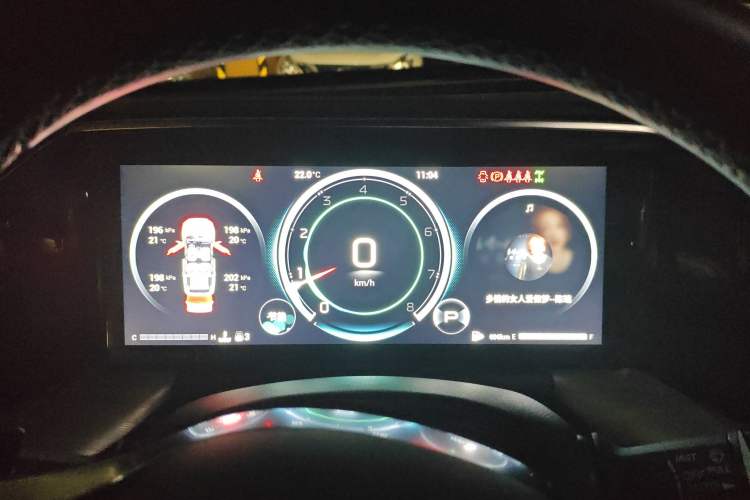 Used GAC Trumpchi GS8 2022 Flagship Series 2.0 TGDI Four-Wheel Drive Luxury Smart Connectivity Version (7 Seats) Instrument Cluster