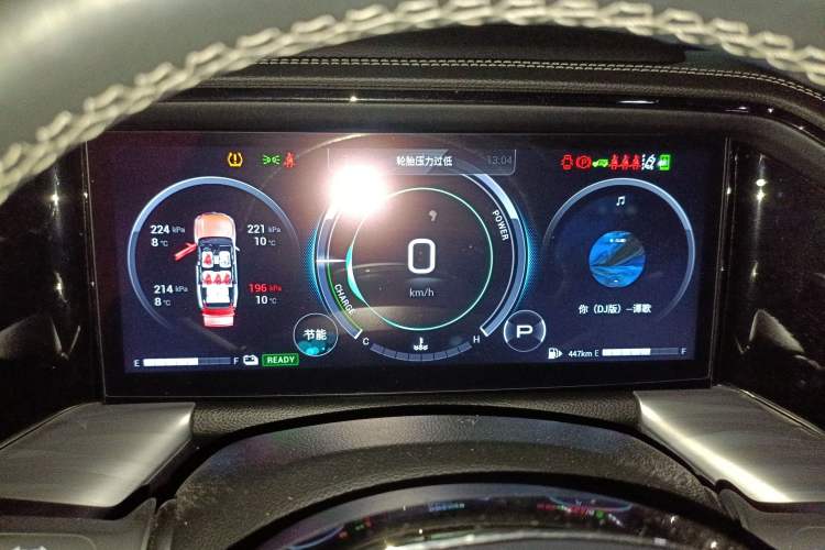 Used GAC Trumpchi GS8 2022 Dual-Engine Series 2.0TM Two-Wheel Drive Prestige Edition (7 Seats) Instrument Cluster