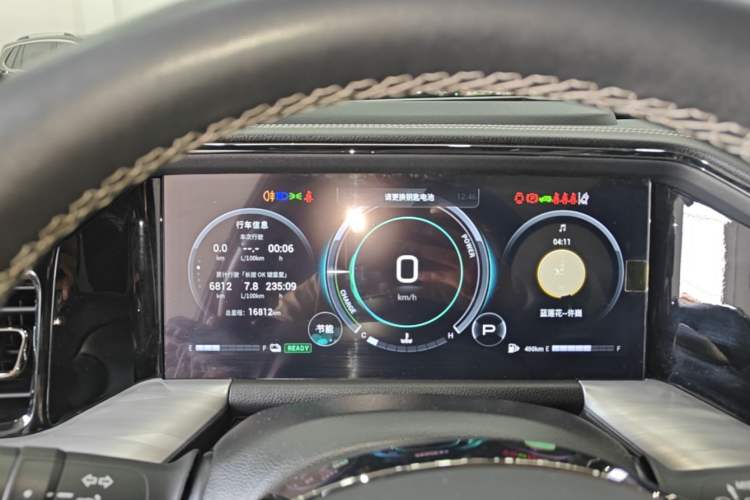 Used GAC Trumpchi GS8 2022 Dual-Engine Series 2.0TM Two-Wheel Drive Prestige Edition (7 Seats) Instrument Cluster