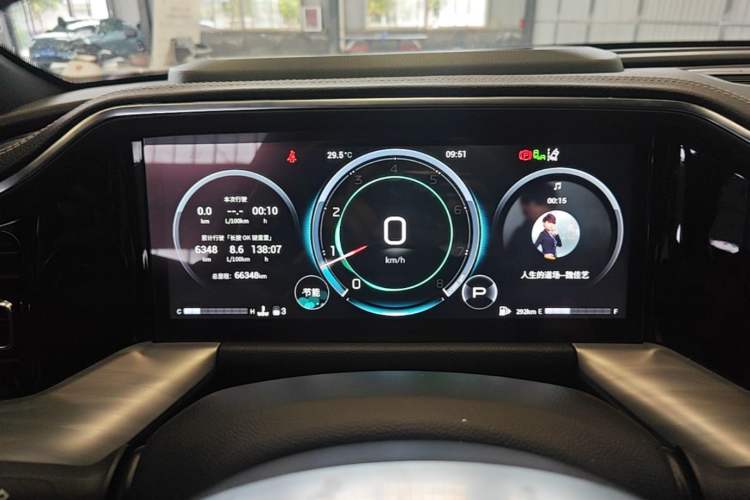 Used GAC Trumpchi GS8 2022 Flagship Series 2.0 TGDI Two-Wheel-Drive Prestige Edition (7 Seats) Instrument Cluster