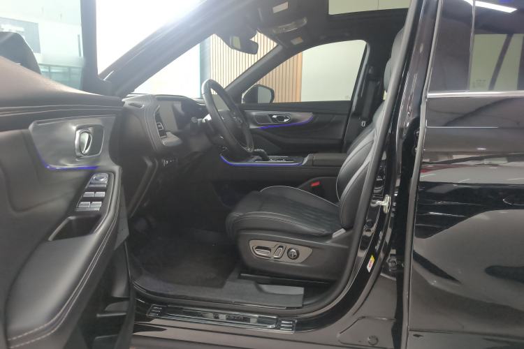 Used GAC Trumpchi GS8 2022 Flagship Series 2.0 TGDI Four-Wheel Drive Luxury Smart Connectivity Version (7 Seats) Interior 1