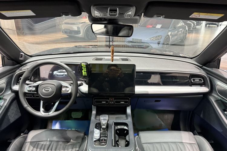 Used GAC Trumpchi GS8 2022 Flagship Series 2.0 TGDI Four-Wheel Drive Luxury Smart Connectivity Version (7 Seats) Interior 1