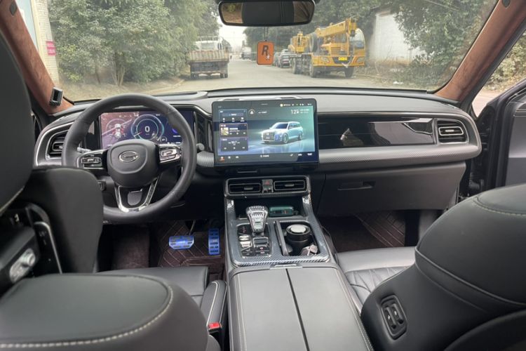 Used GAC Trumpchi GS8 2022 Flagship Series 2.0 TGDI Four-Wheel Drive Supreme Edition (7 Seats) Interior 1