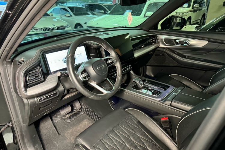 Used GAC Trumpchi GS8 2022 Linghang Series 2.0 TGDI Two-Wheel-Drive Luxury Smart Connectivity Version (7 Seats) Interior 11