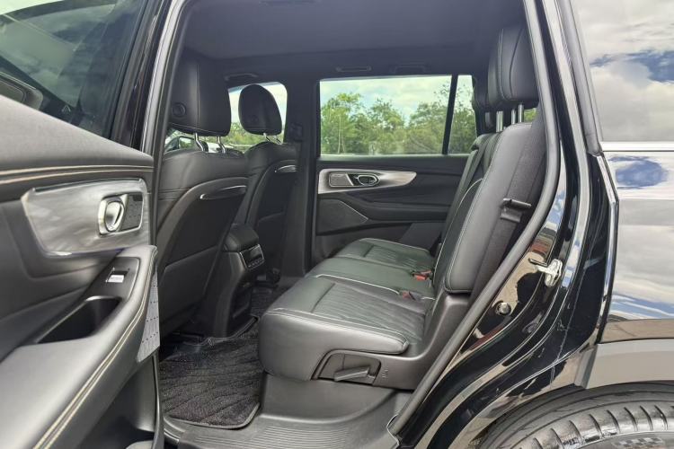 Used GAC Trumpchi GS8 2022 LINGHANG Series 2.0 TGDI Two-Wheel-Drive Luxury Edition (7 Seats) Interior 3