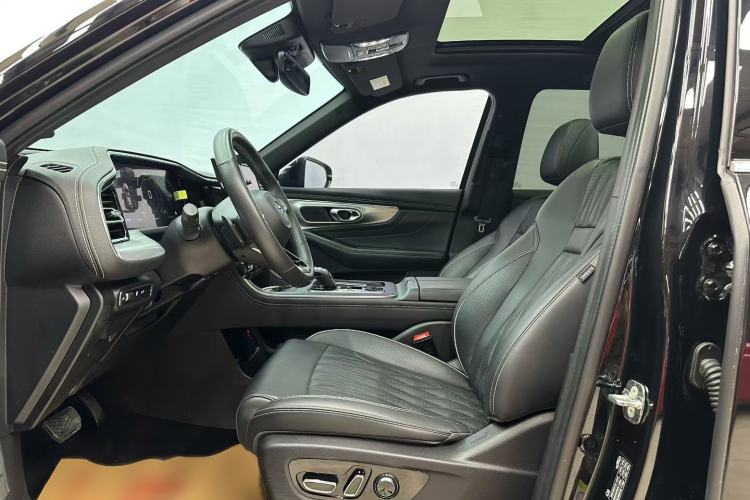 Used GAC Trumpchi GS8 2022 Linghang Series 2.0 TGDI Two-Wheel-Drive Luxury Smart Connectivity Version (7 Seats) Interior 3
