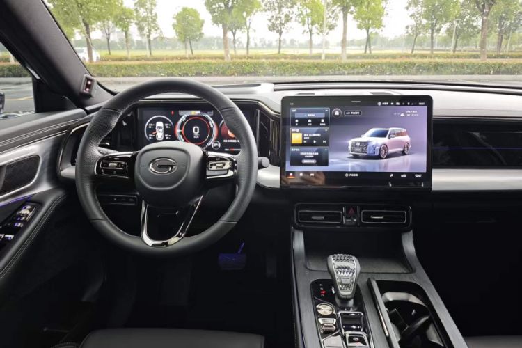 Used GAC Trumpchi GS8 2022 Dual-Engine Series 2.0TM Two-Wheel Drive Prestige Edition (7 Seats) Interior 3