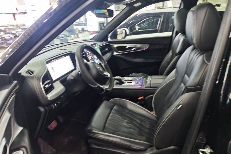 Used GAC Trumpchi GS8 2022 Linghang Series 2.0 TGDI Two-Wheel-Drive Luxury Smart Connectivity Version (7 Seats) Interior 3