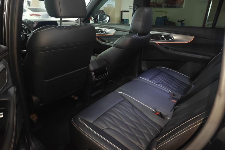 Used GAC Trumpchi GS8 2022 Linghang Series 2.0 TGDI Two-Wheel-Drive Luxury Smart Connectivity Version (7 Seats) Interior 3