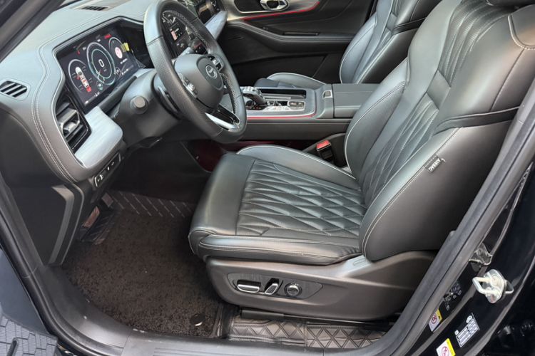 Used GAC Trumpchi GS8 2022 Linghang Series 2.0 TGDI Two-Wheel-Drive Luxury Smart Connectivity Version (7 Seats) Interior 3