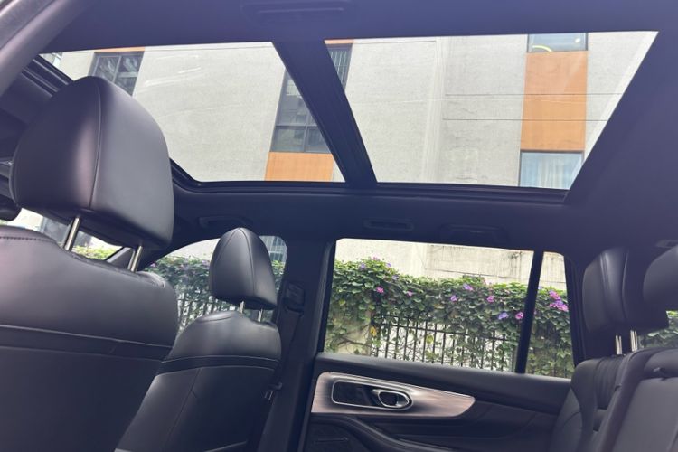 Used GAC Trumpchi GS8 2022 Linghang Series 2.0 TGDI Two-Wheel-Drive Luxury Smart Connectivity Version (7 Seats) Interior 7
