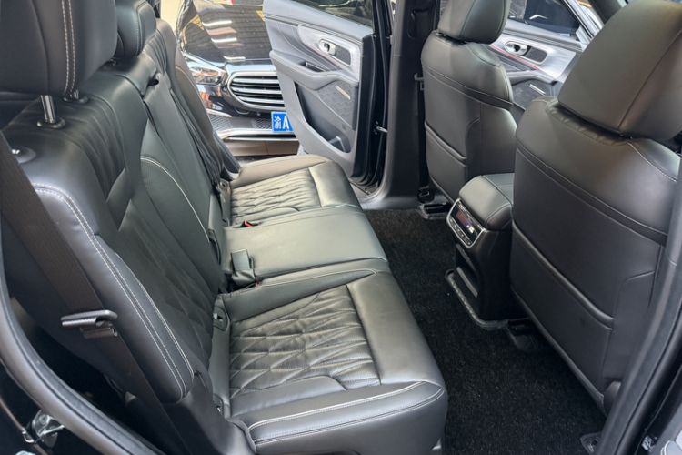 Used GAC Trumpchi GS8 2022 Linghang Series 2.0 TGDI Two-Wheel-Drive Luxury Smart Connectivity Version (7 Seats) Interior 8